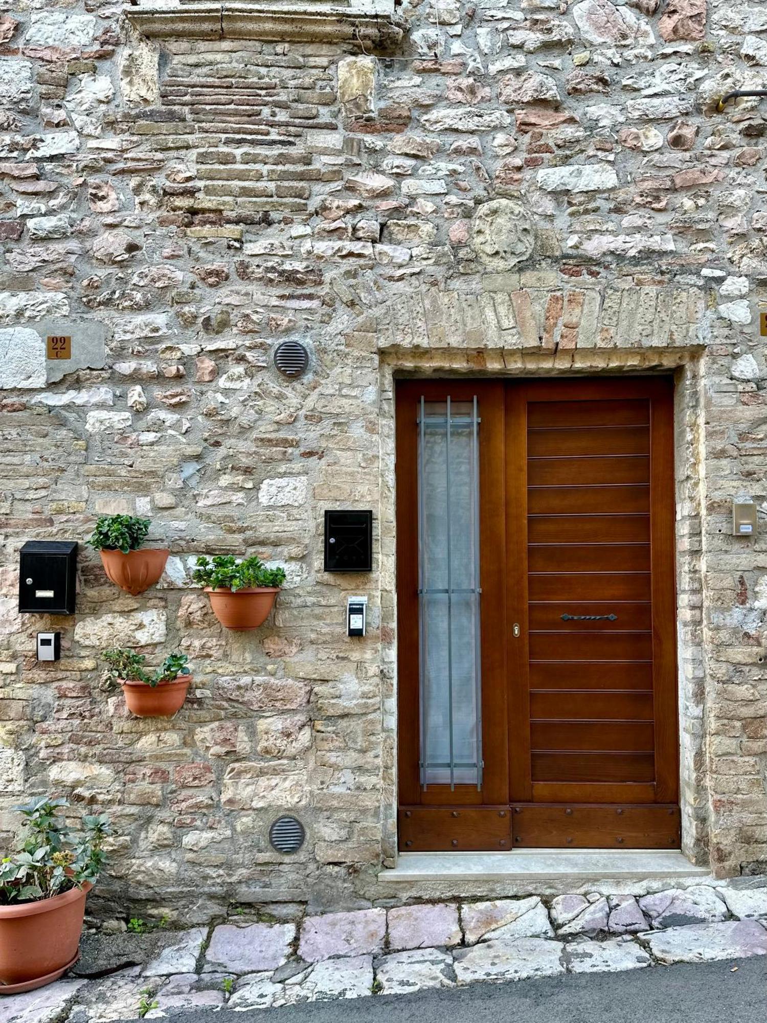 La Perla Di Tamara-Assisi Blu Apartment Екстериор снимка