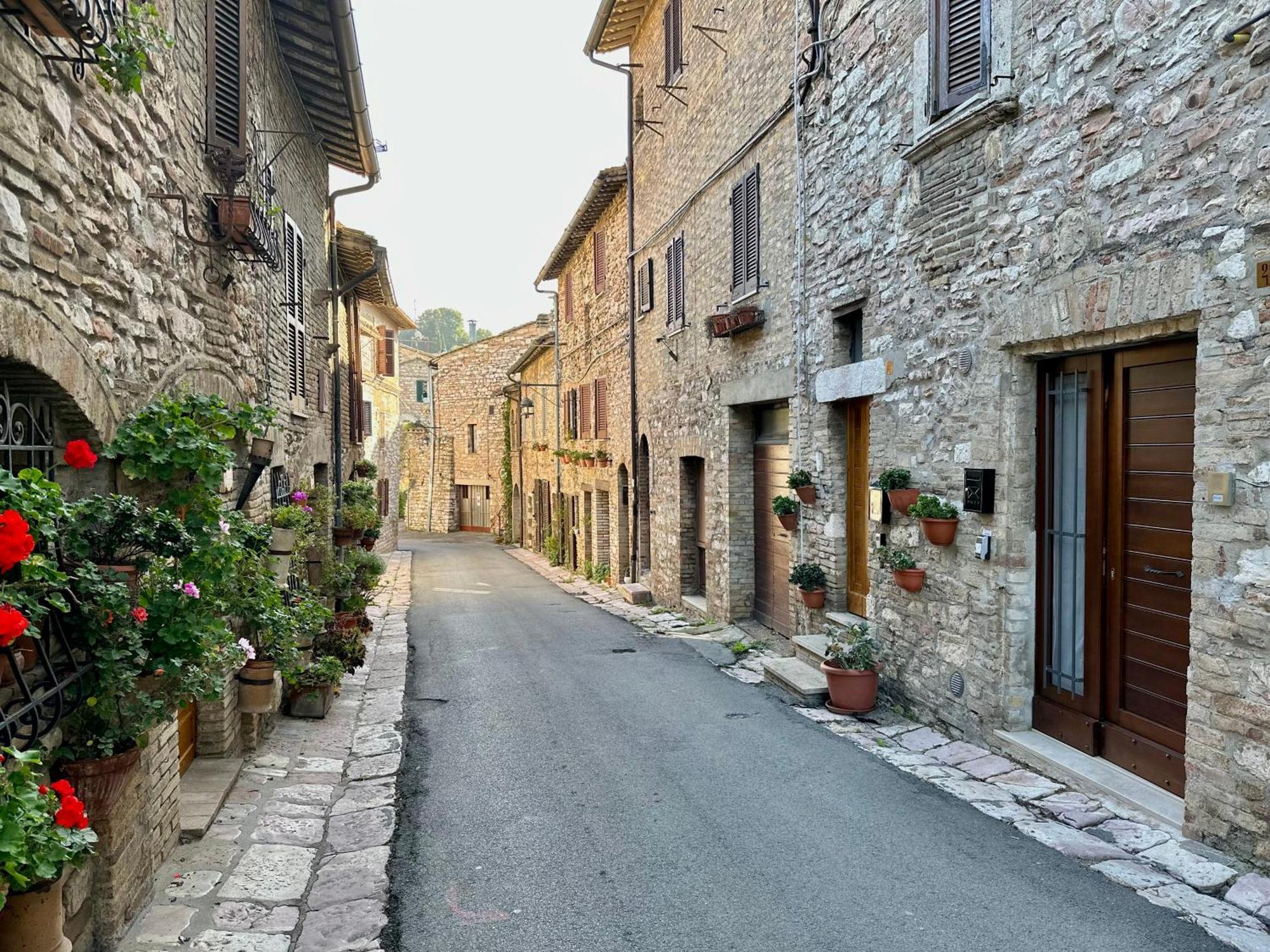 La Perla Di Tamara-Assisi Blu Apartment Екстериор снимка